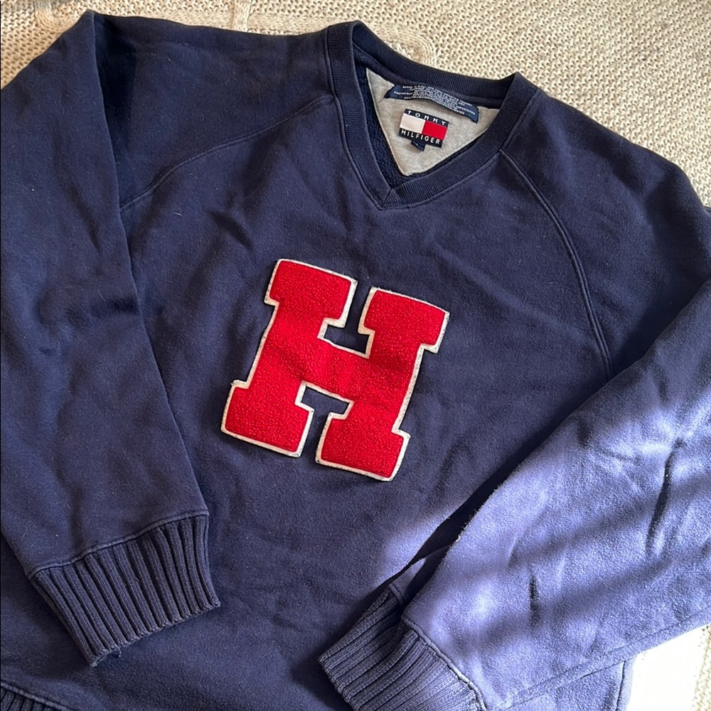 Tommy Hilfiger Men's Navy Sweater with Red Logo